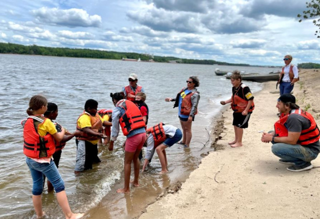 Agency Photo  (172304)