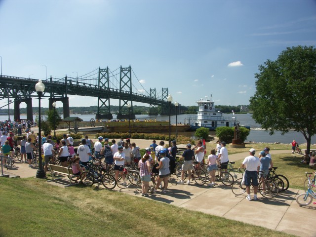 Agency Photo  (100750)