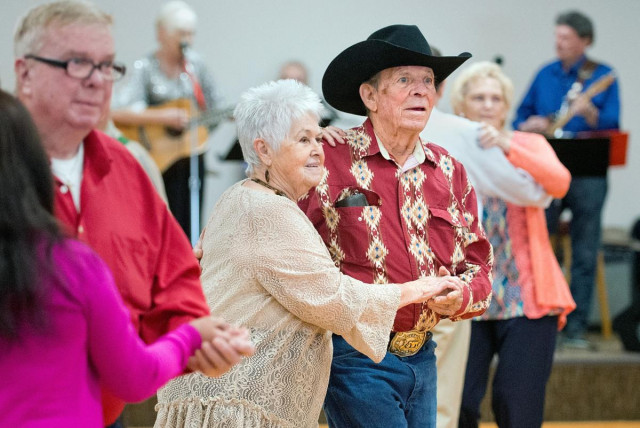 Agency Photo  (116910)