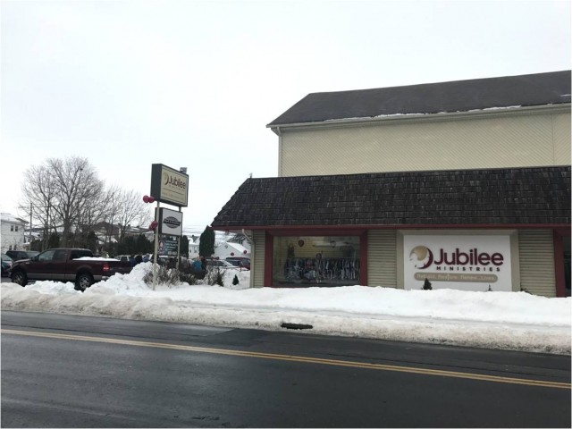 Agency Photo  (104216)