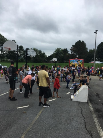 Agency Photo  (128423)