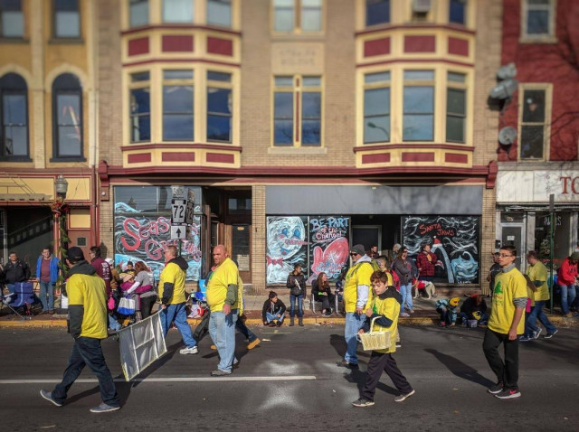 Agency Photo  (128417)