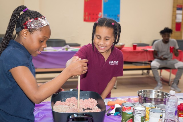 Program Photo  (112835)