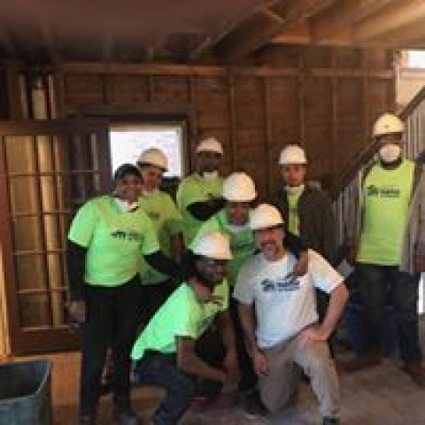 Agency Photo  (131032)