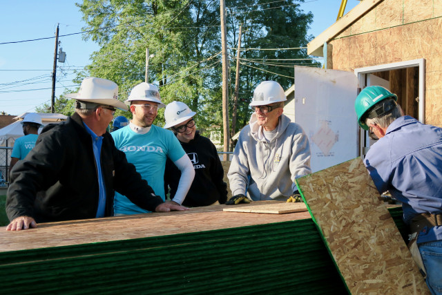 Nonprofit Partner Photo  (125666)