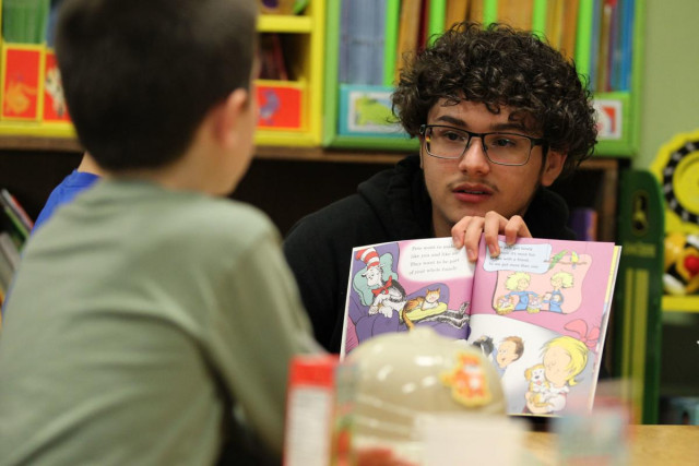 Agency Photo  (140267)