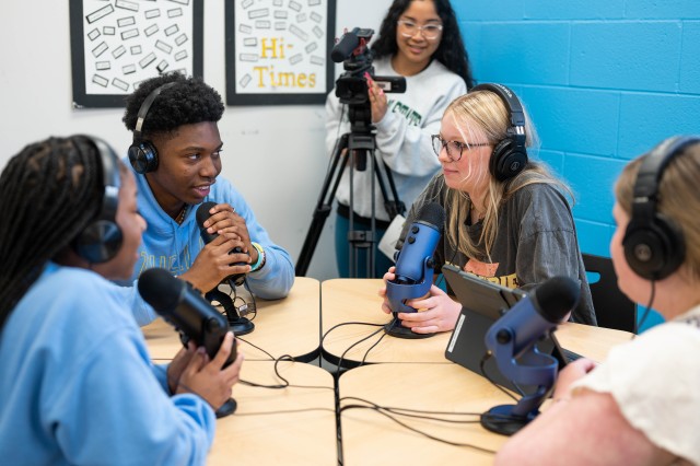 Agency Photo  (194458)