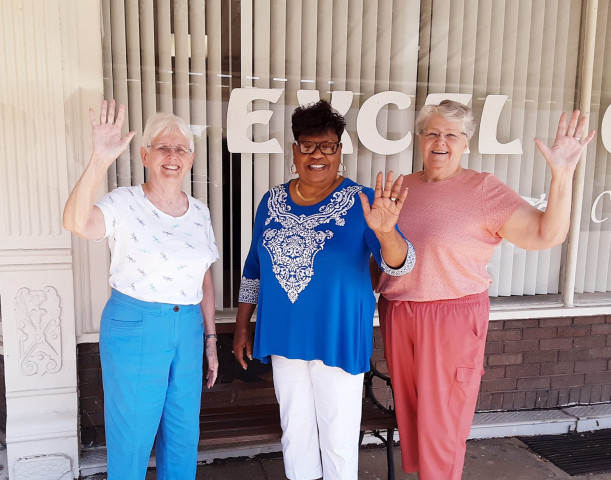 Agency Photo  (140396)