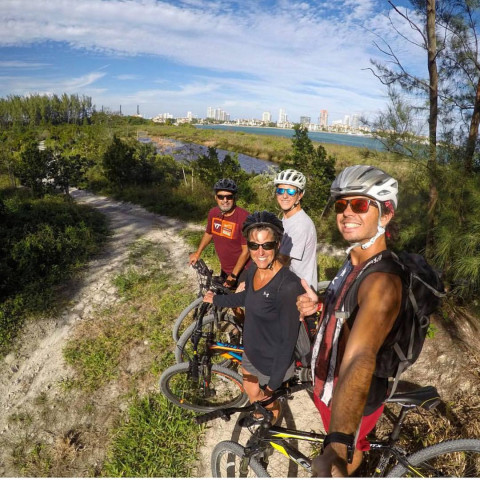 Agency Photo  (171929)