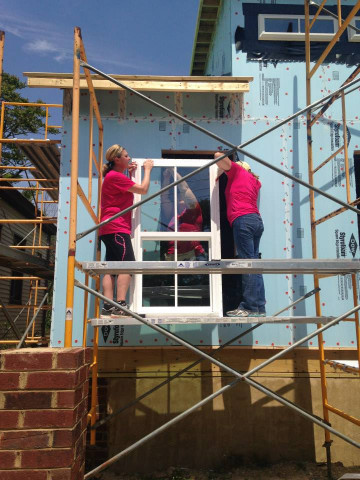 Program Photo  (141542)