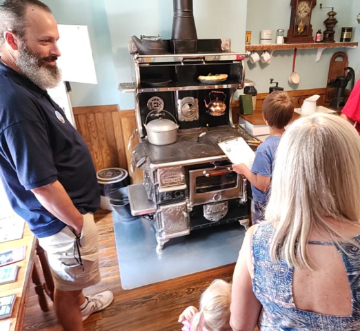 Agency Photo  (275728)