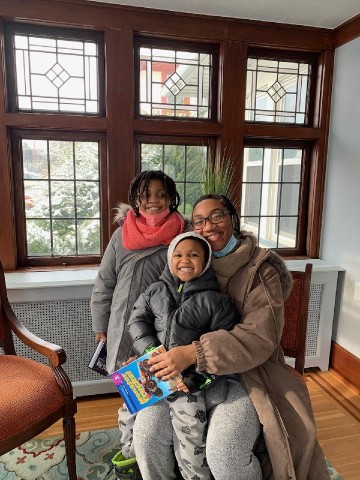 Agency Photo  (189528)