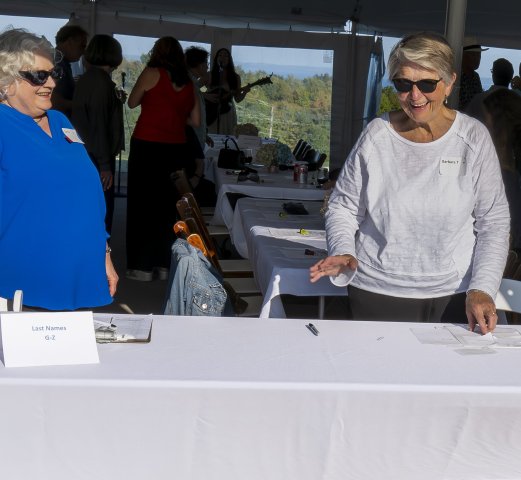 Agency Photo  (251340)