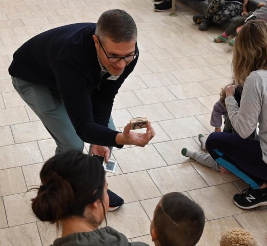 Agency Photo  (255128)