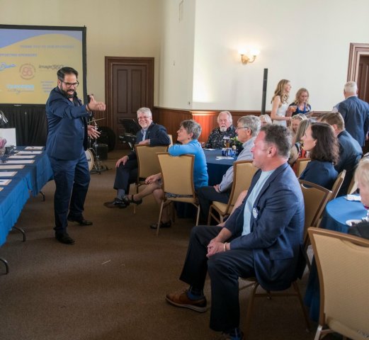 Agency Photo  (272181)