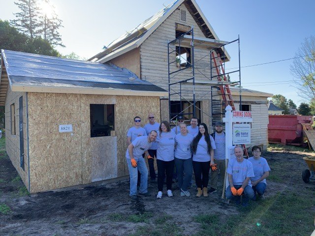 Agency Photo  (244178)