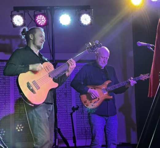 Agency Photo  (256196)