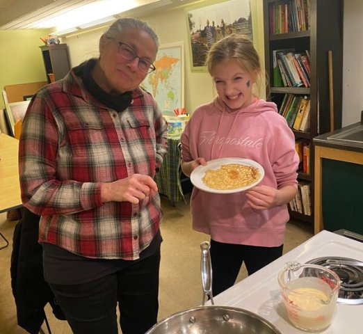 Agency Photo  (250399)