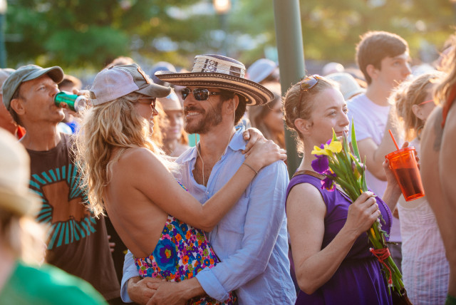 Agency Photo  (163625)