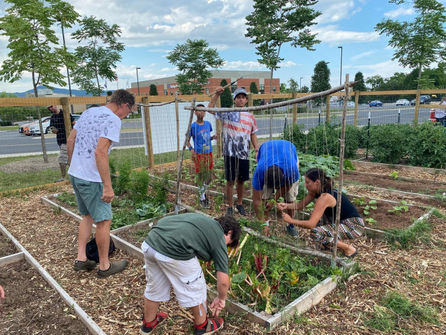 Community Partner Photo  (173097)