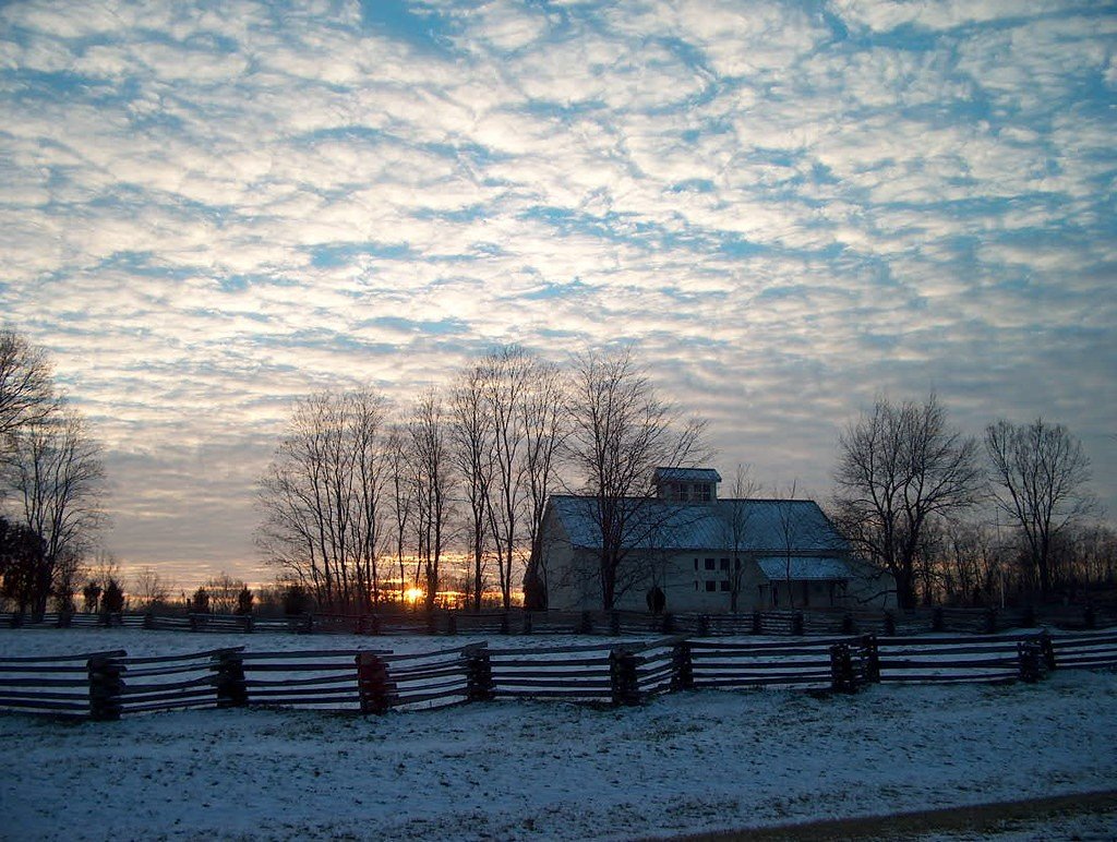 visitorcentersnowsunsetrobinjuliana.jpg