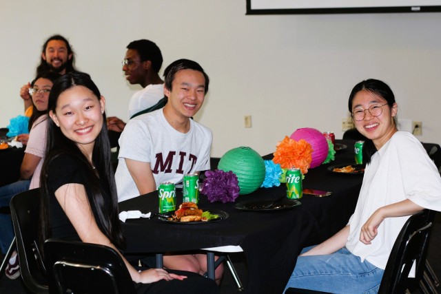 Program Photo  (213737)