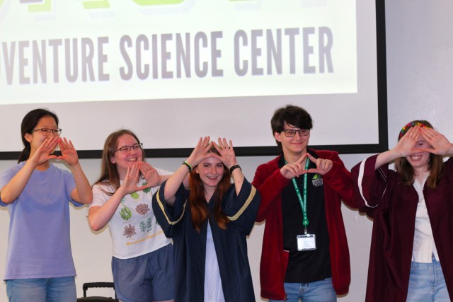 Program Photo  (213739)