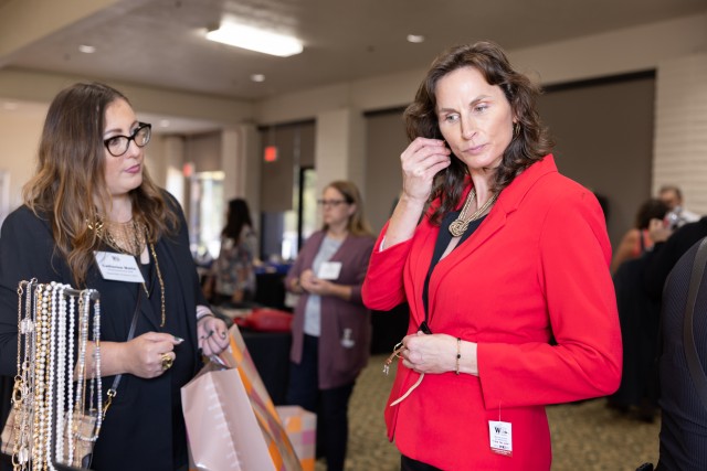 Program Photo  (209702)