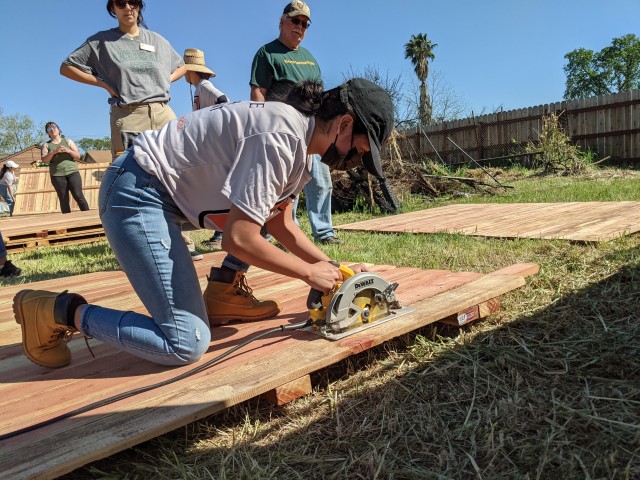 Agency Photo  (201894)