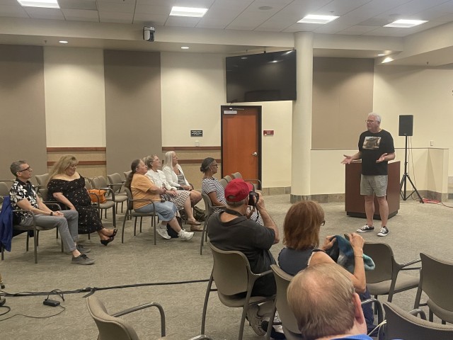 Agency Photo  (214430)