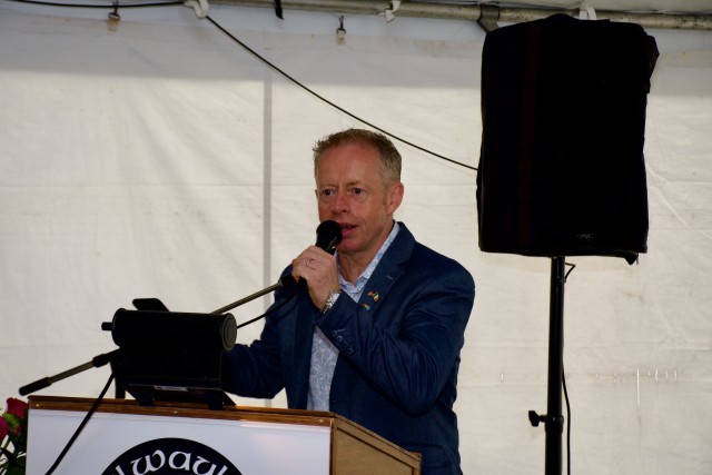 Program Photo  (190585)