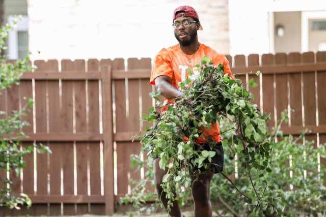 Nonprofit Photo  (210219)