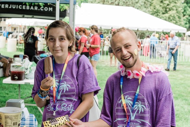 Program Photo  (195500)