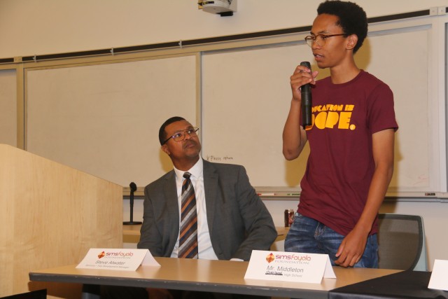 Program Photo  (203513)