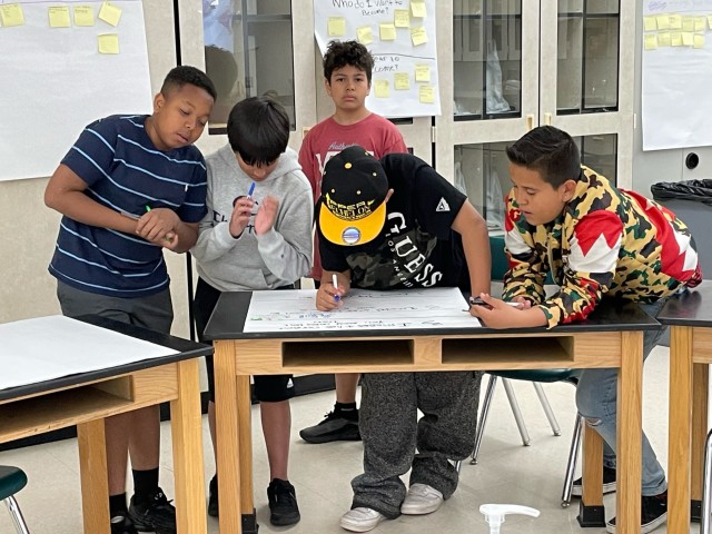 Program Photo  (203515)