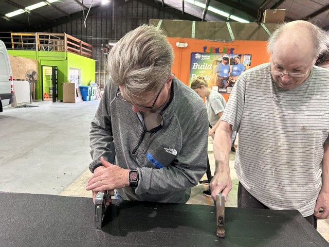 Program Photo  (212777)