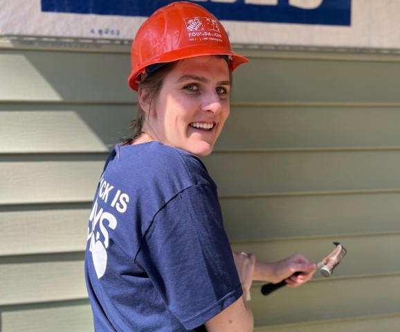 Program Photo  (210064)