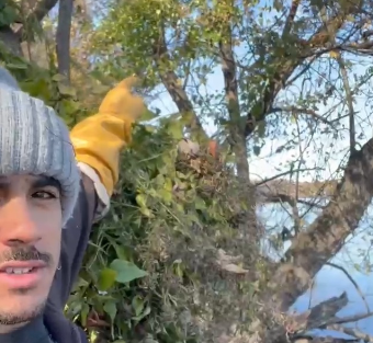 Agency Photo  (255811)