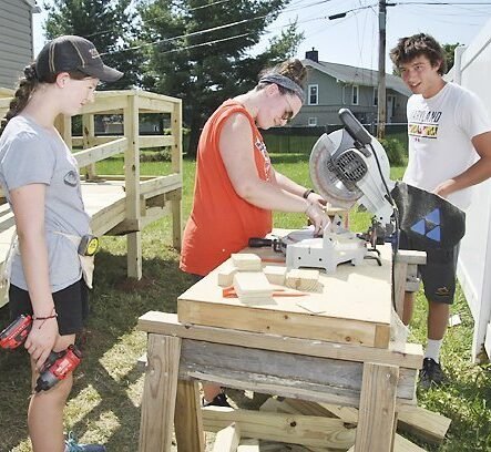 Agency Photo  (240359)