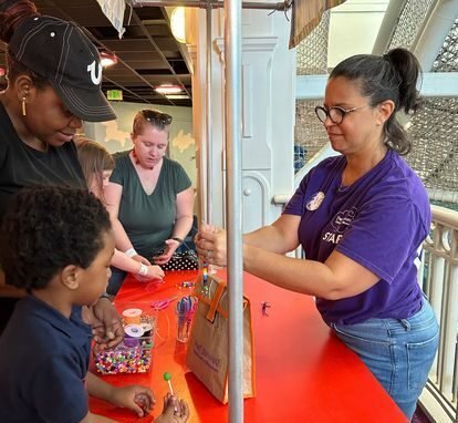 Agency Photo  (243260)