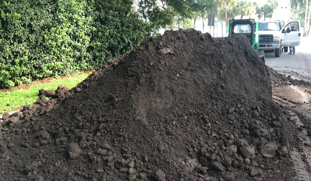 Amending Soil with Organic Matter