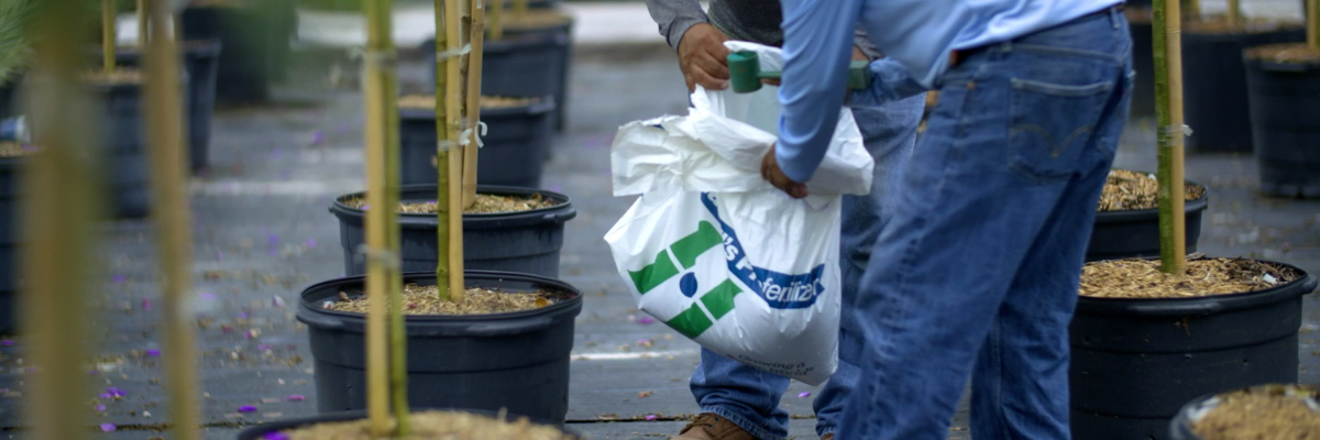 Saving Labor for Growers with POLYON® Controlled-Release Fertilizer