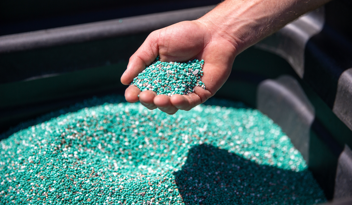 How POLYON® Fertilizer Enhances Starter Fertilization for Stronger, Healthier Turf