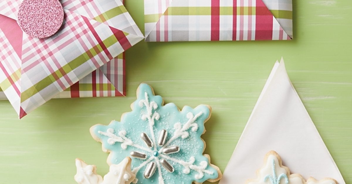 Sugar Cookie Frosting Recipe - Life:Beautiful Magazine