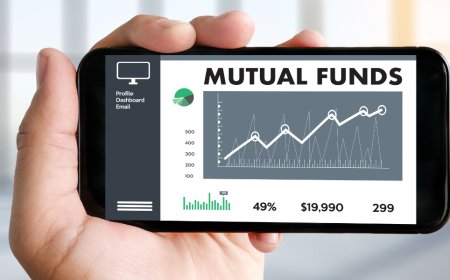 2025 में मिड-कैप फंड्स बनाम लार्ज-कैप फंड्स: कौन बेहतर रिटर्न देगा?