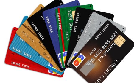 AI क्रेडिट अंडरराइटिंग: बैंक अब डेटा से नहीं, आपकी डिजिटल आदतों से देंगे लोन