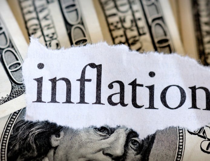 इन्फ्लेशन-हैजिंग इन्वेस्टमेंट्स: 2025 में महँगाई से बचने के लिए किन एसेट्स पर ध्यान दें?