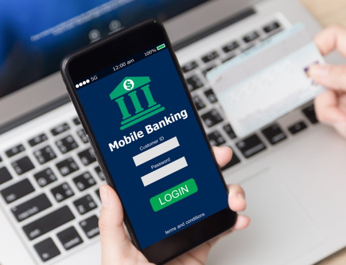 नेक्स्ट-जन मोबाइल बैंकिंग: 2025 में यूपीआई 2.0 के बाद क्या नया आएगा?