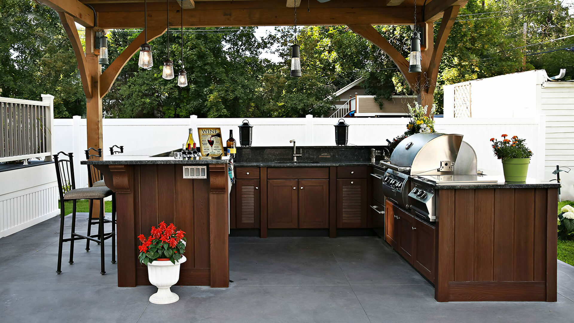 Outdoor kitchens feature