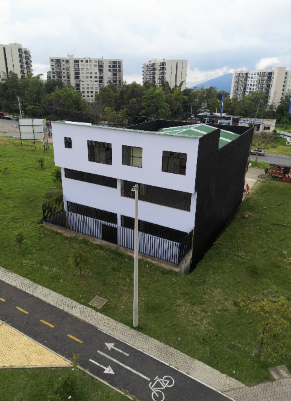 Fachada trasera edificio Fusagasugá